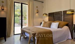 Продажа Поместье Cassis