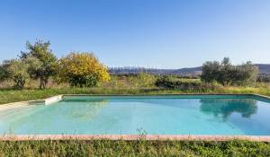 Продажа Поместье Cucuron