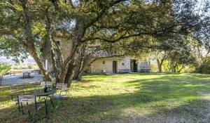 Продажа Поместье Cucuron