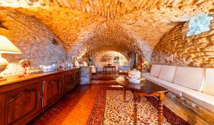 Продажа Поместье Gordes