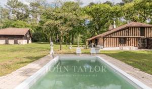 Продажа Поместье Gourbera