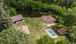 Продажа Поместье Gourbera