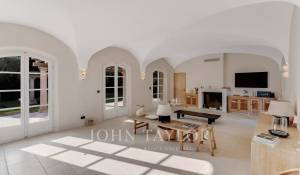 Продажа Поместье Grimaud