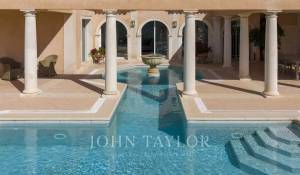 Продажа Поместье La Ciotat