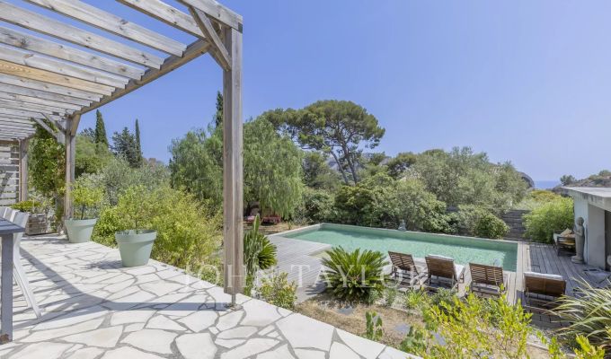 Продажа Поместье La Ciotat