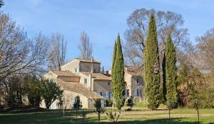 Продажа Поместье La Garde-Adhémar