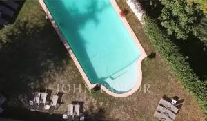 Продажа Поместье La Garde-Adhémar