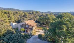 Продажа Поместье Lagnes