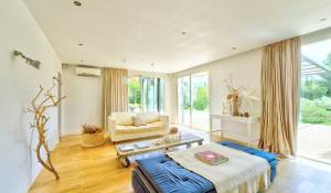 Продажа Поместье Le Tholonet