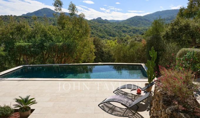 Продажа Поместье Les Adrets-de-l'Estérel