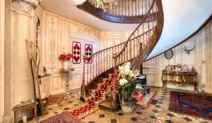 Продажа Поместье Lyon 6ème