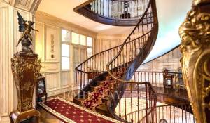 Продажа Поместье Lyon 6ème