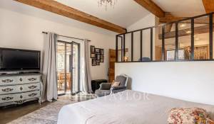 Продажа Поместье Ménerbes