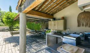 Продажа Поместье Ménerbes