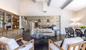 Продажа Поместье Ménerbes