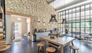 Продажа Поместье Ménerbes