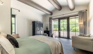 Продажа Поместье Ménerbes