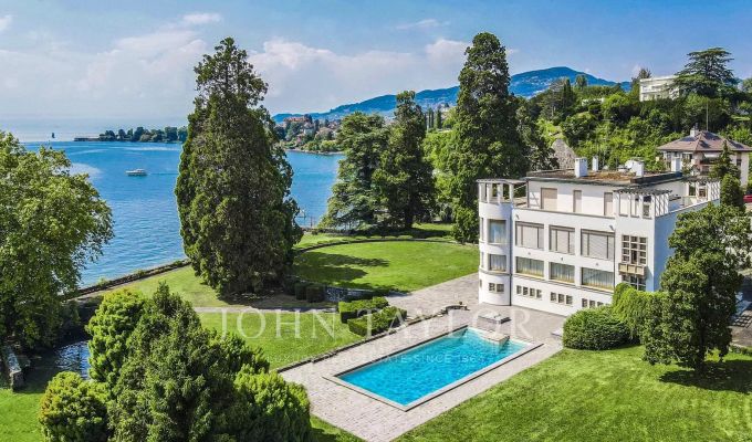 Продажа Поместье Montreux