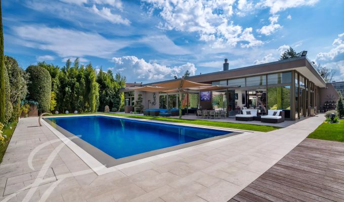 Продажа Поместье Plan-les-Ouates