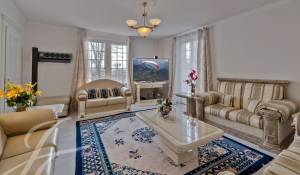 Продажа Поместье Presinge