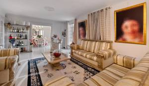 Продажа Поместье Presinge