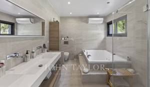 Продажа Поместье Saint-Cyr-sur-Mer