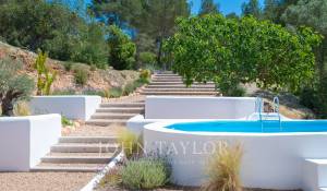 Продажа Поместье Santa Eularia des Riu