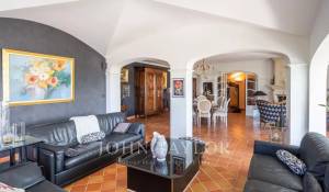 Продажа Поместье Vaison-la-Romaine