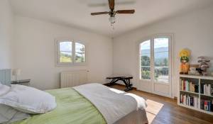 Продажа Поместье Vauvenargues