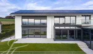 Продажа Поместье Villars-Sainte-Croix