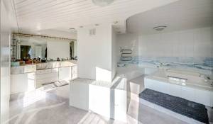 Продажа Поместье Yens