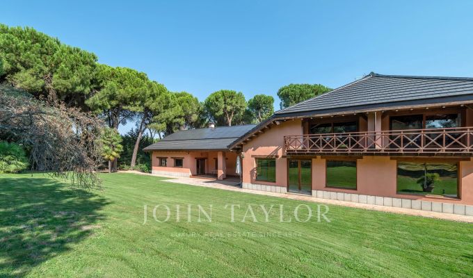 Продажа Шале Pozuelo de Alarcón