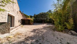 Продажа Таунхаус L'Isle-sur-la-Sorgue