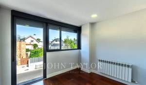 Продажа Таунхаус Pozuelo de Alarcón
