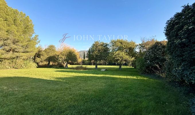 Продажа Участок на застройку Cheval-Blanc