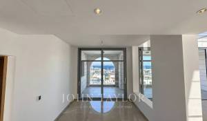 Продажа уровневые апартаменты Limassol