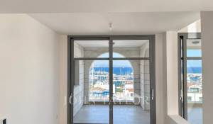 Продажа уровневые апартаменты Limassol