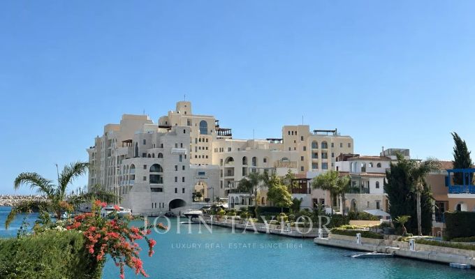 Продажа уровневые апартаменты Limassol