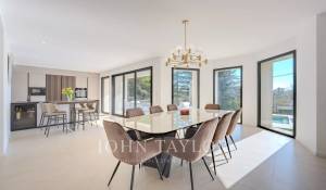 Продажа Вилла Châteauneuf-Grasse