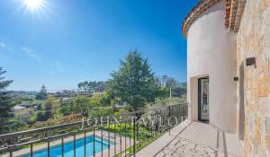 Продажа Вилла Châteauneuf-Grasse