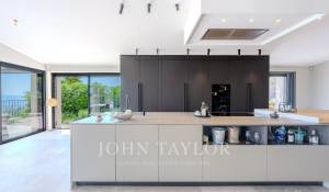 Продажа Вилла Châteauneuf-Grasse