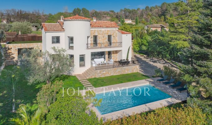 Продажа Вилла Châteauneuf-Grasse