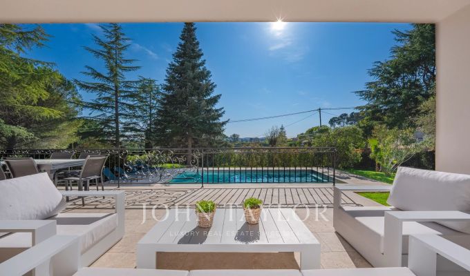 Продажа Вилла Châteauneuf-Grasse