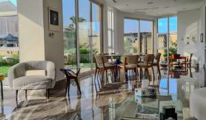 Продажа Вилла Jumeirah Golf Estate