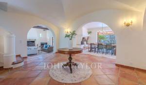 Продажа Вилла La Roquette-sur-Siagne