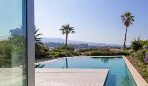 Продажа Вилла Peyia