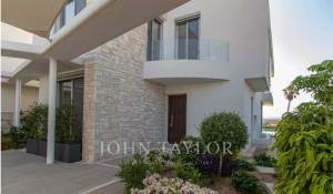 Продажа Вилла Peyia