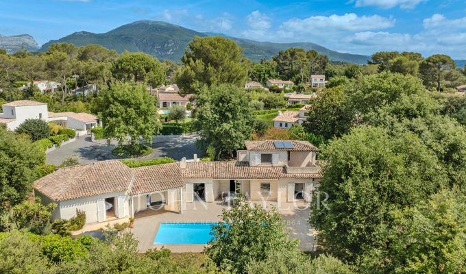 Продажа Вилла Roquefort-les-Pins