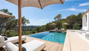 Продажа Вилла Santa Eularia des Riu