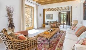 Продажа Вилла Santa María del Camí